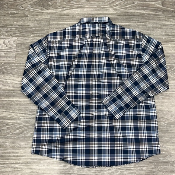 Black label dress shirt. Size XL. NWT - Picture 5 of 5